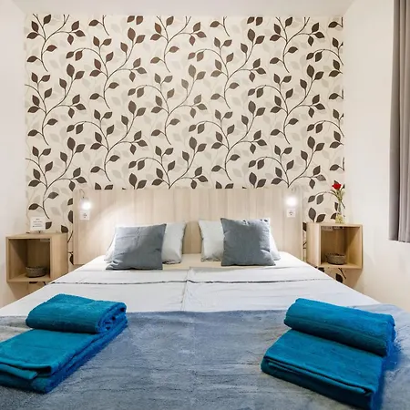 Valentin * Budapeszt