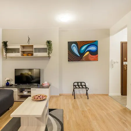 Valentin Apartment *