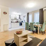 Valentin * Budapest